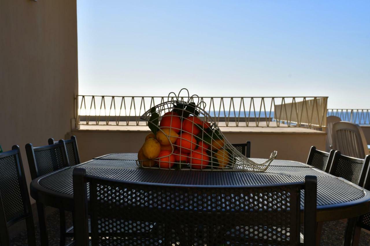Villa Casa Sara à Acireale Extérieur photo